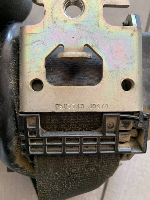 40b3b5164cbd5f5bfdca0c1e4e384163