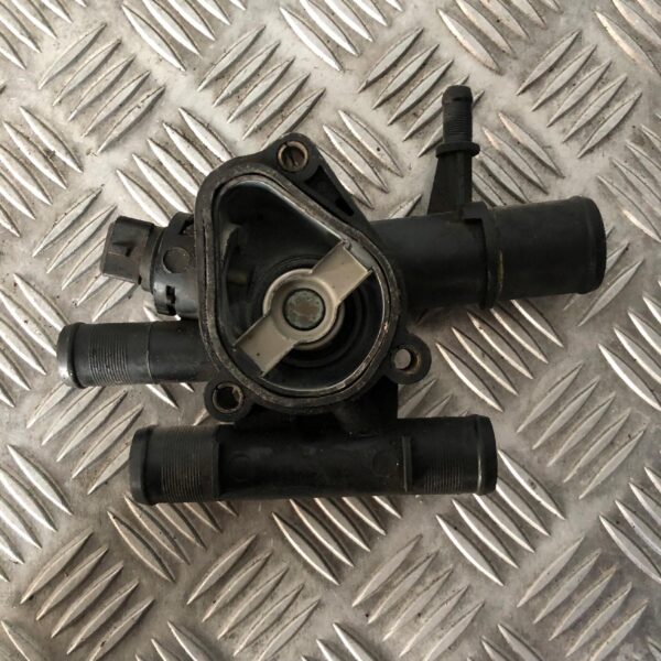 OBUDOWA TERMOSTATU RENAULT TRAFIC 8200074346-C