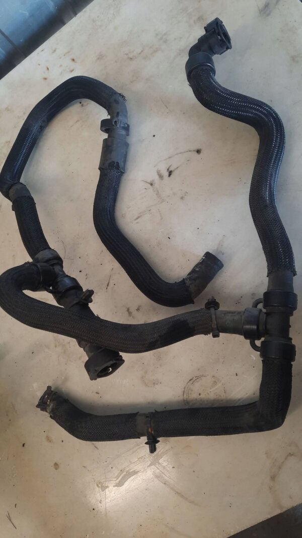 8d698340eb45468a8c49d5dd49eb0367