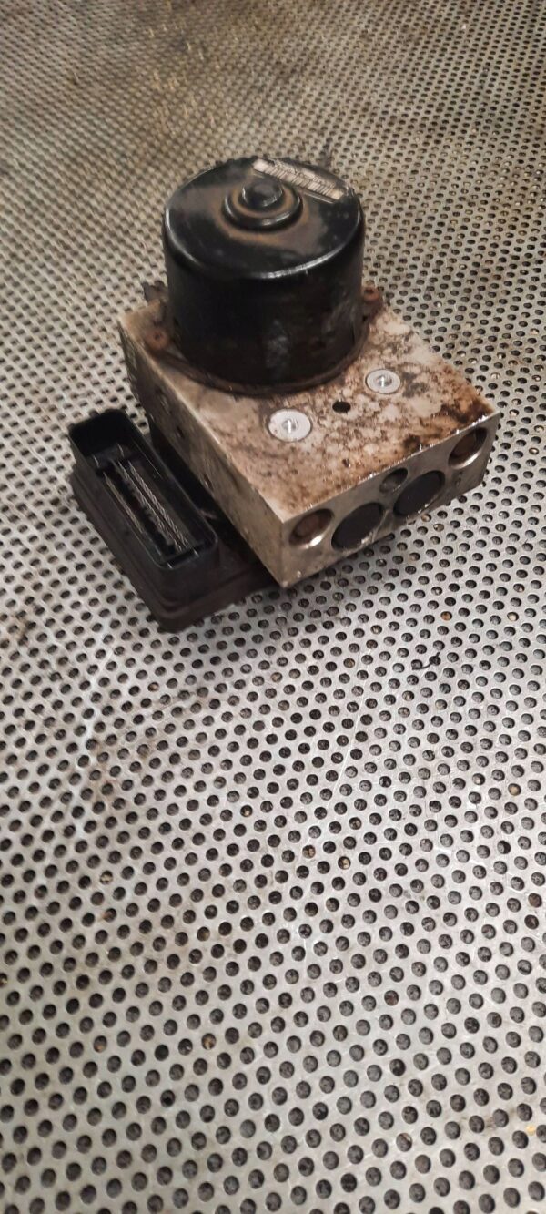 POMPA ABS 7H0614111G VOLKSWAGEN T5