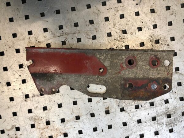 UCHWYT MOCOWANIE ZDERZAKA IVECO DAILY 2.8