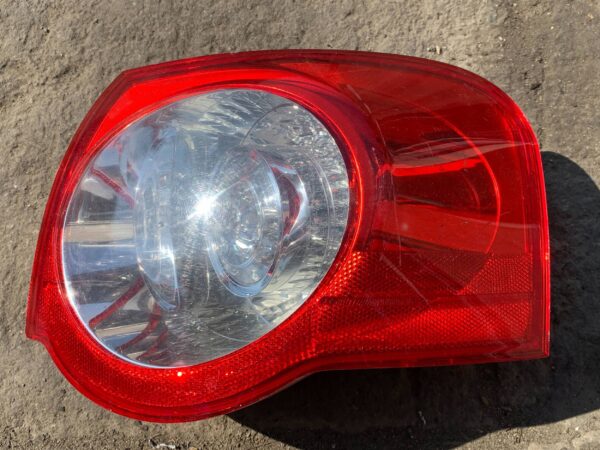 db26e8cf72d1f53c8f3f4f842392ddb6