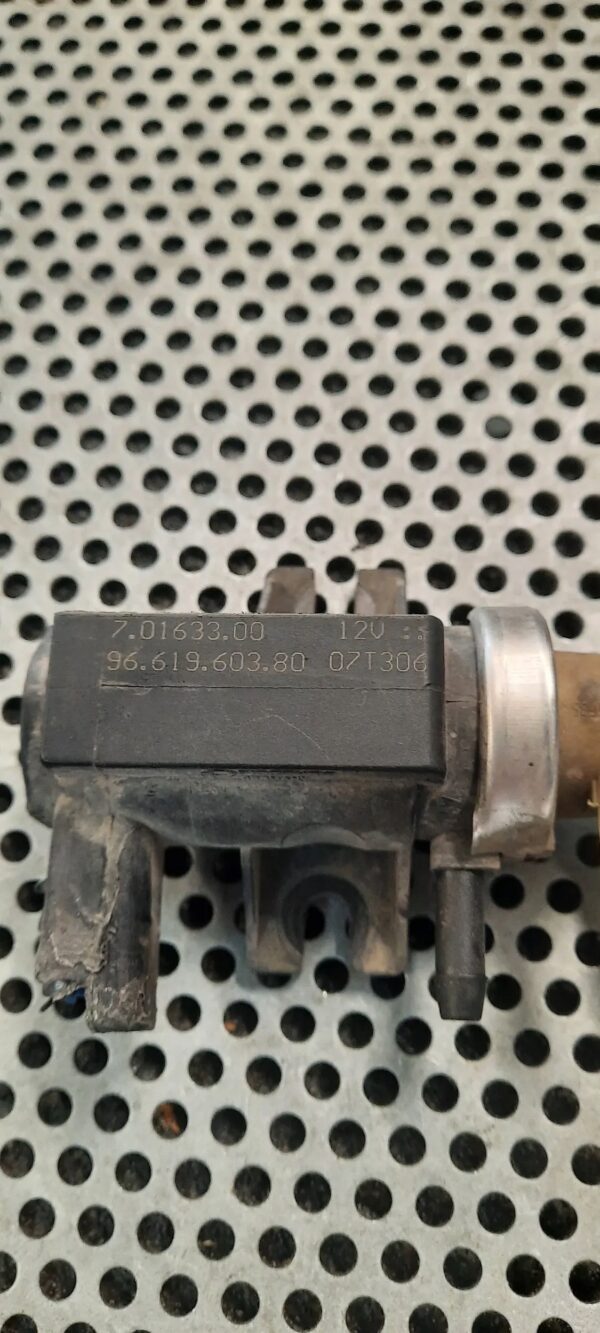 ZAWÓR PODCIŚNIENIA 70163300