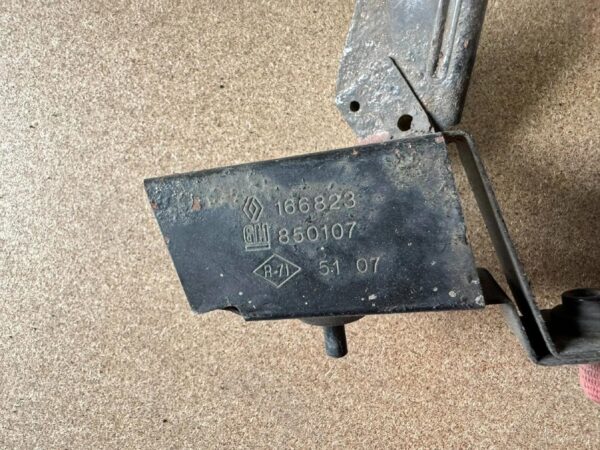 MOCOWANIE WSPORNIK REANULT TRAFIC 166823 850107