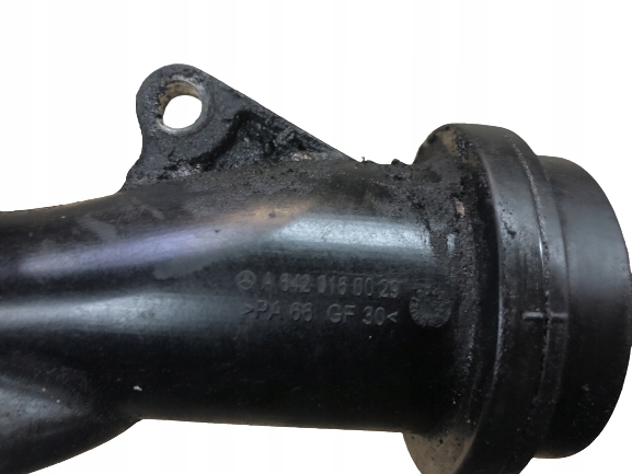 PRZEWÓD WLEWU OLEJU VITO VIANO 3.0 CDI A6420160029