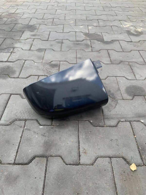 NAROŻNIK LAMPY PRAWY TYŁ TRAFIC III 903903221R