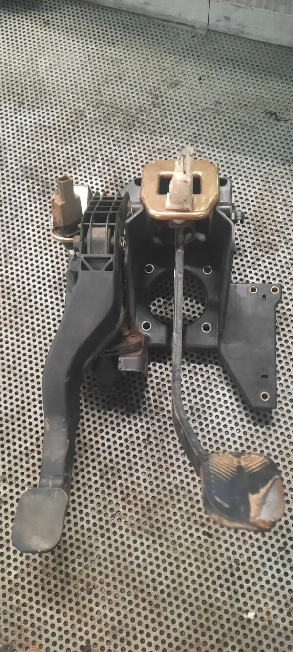 2b3e67b9f007ec8f95292f136c81acb3