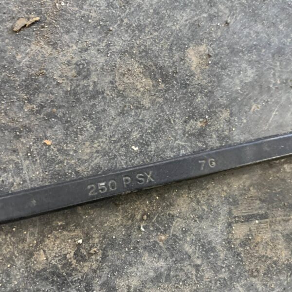 RAMIĘ WYCIERACZKI LEWE SZYBY PRZEDNIEJ 250PSX BOXER