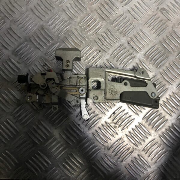 ZAMEK DRZWI LEWY BOK MASTER MOVANO