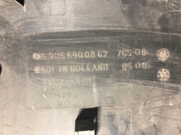 LISTWA DRZWI PRAWY PRZÓD NR 2 SPRINTER A9066900862