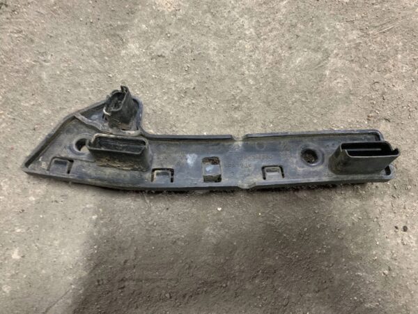 ŚLIZG MOCOWANIE ZDERZAKA CITROEN BERLINGO 9680546880