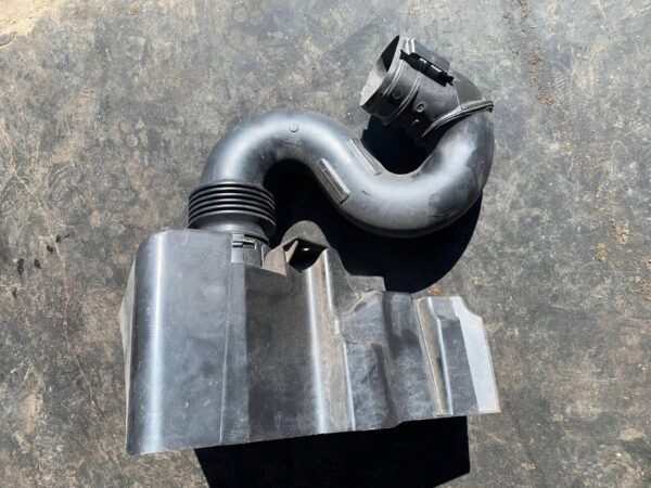 DOLOT POWIETRZA RURA 165555514R 960150246R RENAULT TRAFIC III