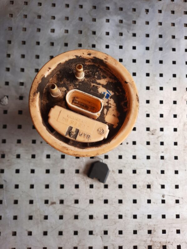 CZUJNIK PALIWA PŁYWAK VOLKSWAGEN T5 7H0919050C