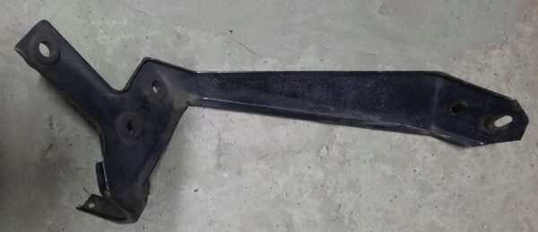 UCHWYT ZBIORNIKA WYRÓWNAWCZEGO VITO W639 A6394320340