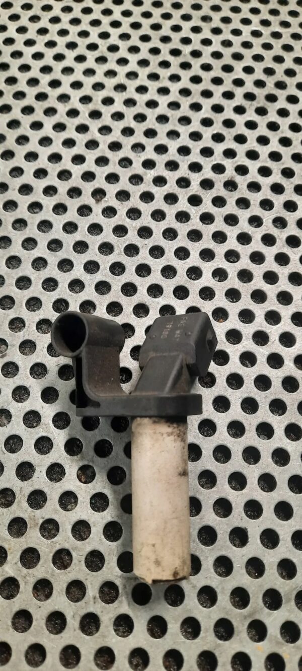 CZUJNIK POŁOŻENIA WAŁKA ROZRZĄDU