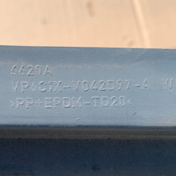 UCHYWT NA KUBEK DESKI ROZDZIELCZEJ FORD TRANSIT MK7