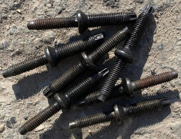 ŚRUBY WTRYSKIWACZY JUMPY SCUDO EXPERT 2.0 HDI 07-