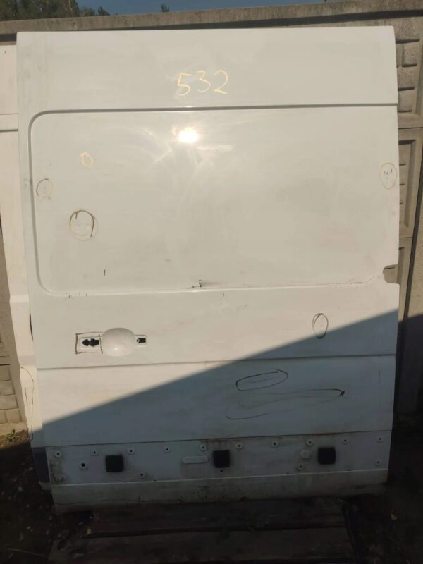 DRZWI BOCZNE LEWE MASTER II 532