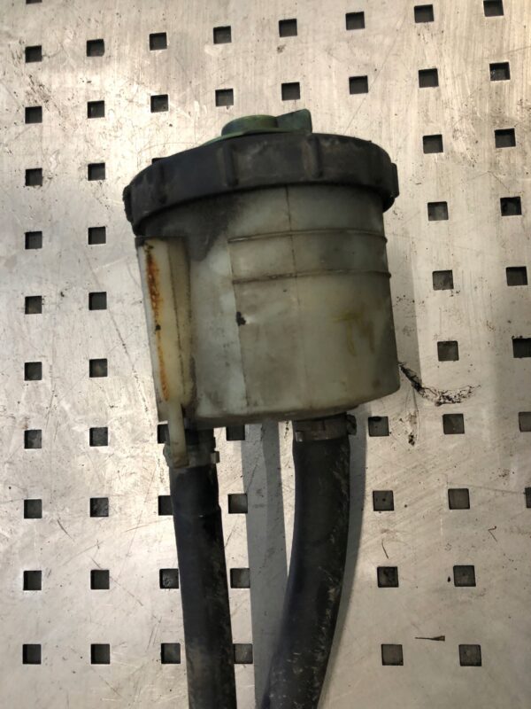 ZBIORNICZEK WSPOMAGANIA PRZEWODY T4 2.5 701422373A