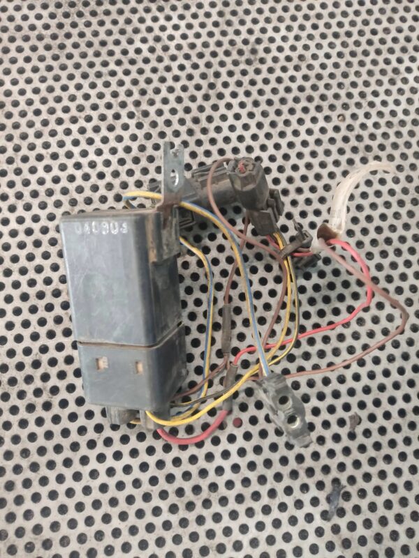 PRZEKAŹNIK POMPY PALIWA VITO W639 A6398300084