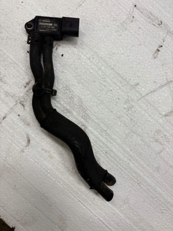 CZUJNIK CIŚNIENIA SPALIN VW PASSAT B7 0281006082