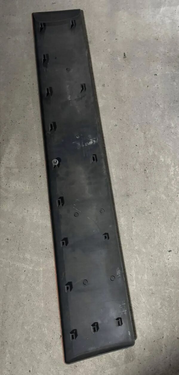 LISTWA DRZWI PRZESUWNYCH LEWA RENAULT TRAFIC 8200036093 CHA5