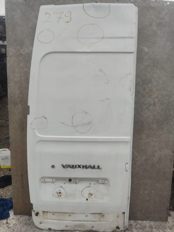 DRZWI LEWE TYLNE MASTER III 279