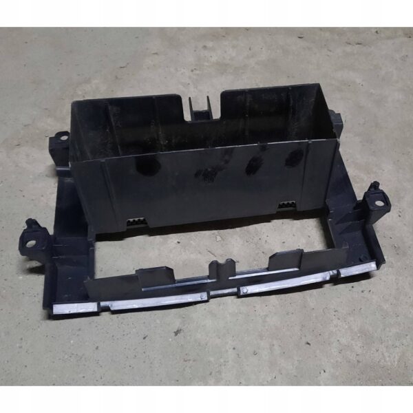 RAMKA RADIA A6396890931 MERCEDES VITO W639