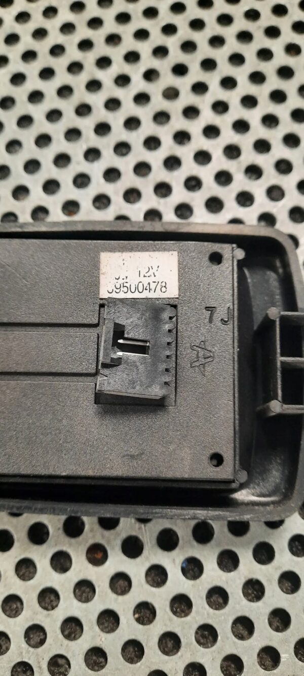 cbd94de205df831f859cb945c061aaa9