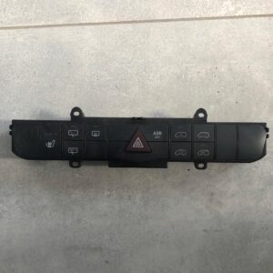 PANEL PRZEŁĄCZNIKÓW VITO VIANO A6398701410