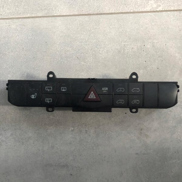 PANEL PRZEŁĄCZNIKÓW VITO VIANO A6398701410