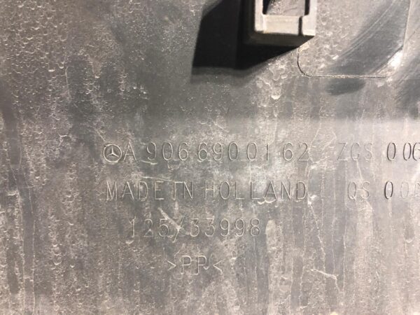 LISTWA DRZWI LEWY PRZÓD NR 5 SPRINTER A9066900162