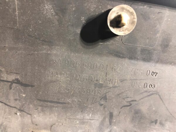 LISTWA DRZWI LEWY PRZÓD NR 12 SPRINTER A9066900162