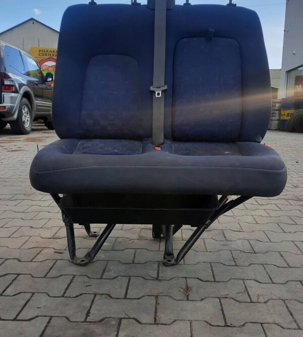 05eb8d7c4615fe1af3fce60c107bfda7