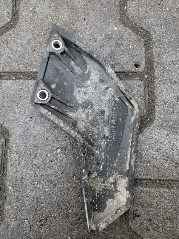 MOCOWANIE ŚLIZG PLASTIK TRIUMPH TIGER 800 XCA 18-20 LIFT 2051773