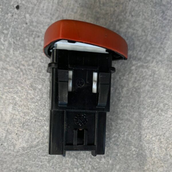 PRZYCISK PRZEŁĄCZNIK ŚWIATEŁ AWARYJNYCH 442724C LAGUNA II