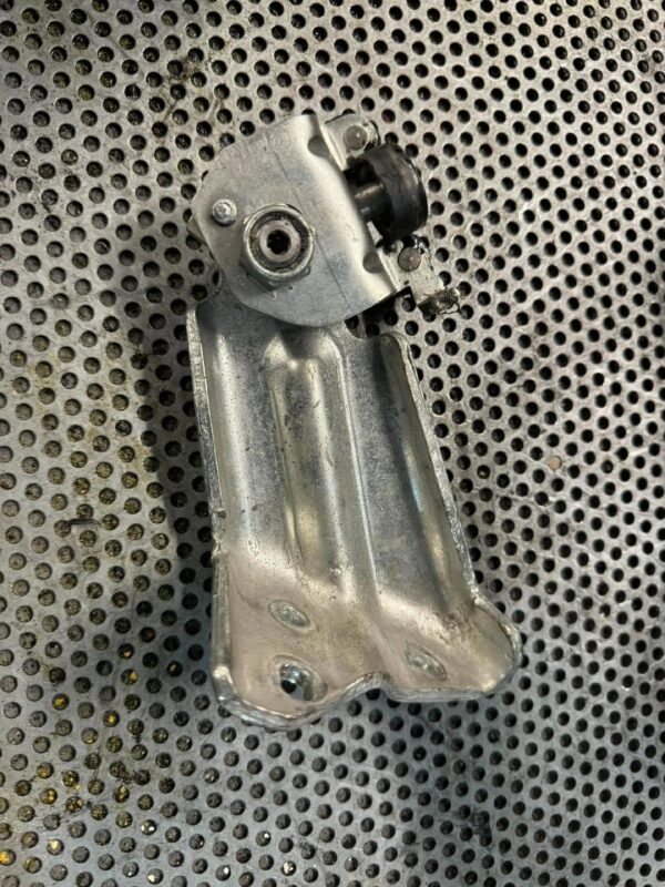 4d8d8d1b0a689493dcbd4159c0a7921b