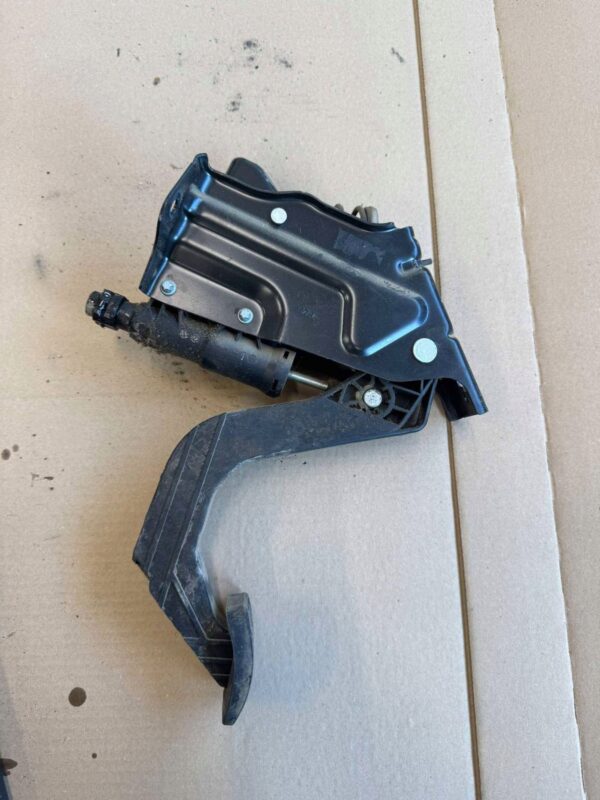 c2a0aed2ab90e335ab9b0711b65f2a73