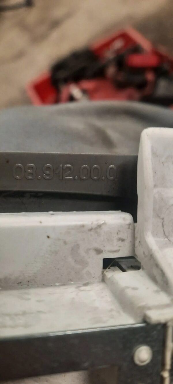 bffe59e0fff2cb9d52af2fbdf414ed62