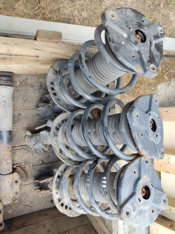 MACPERSON PRAWY LEWY VITO 639 LIFT 16" FV