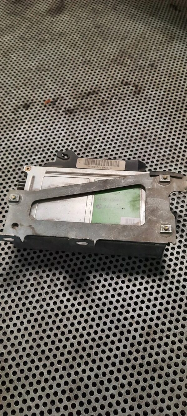 e35eae3762aee07fe57b02fd01aef573