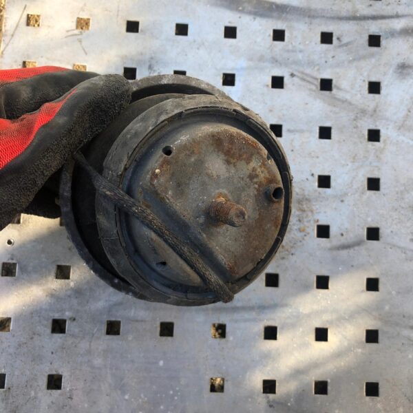 PODUSZKA SILNIKA MERCEDES VITO A6392410413