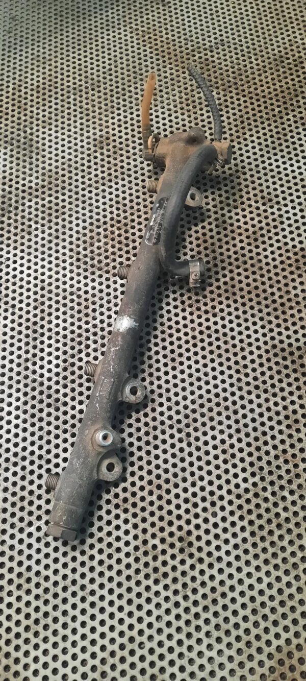 d1aa9d6e8f2e4a5362774ca5d80d2033