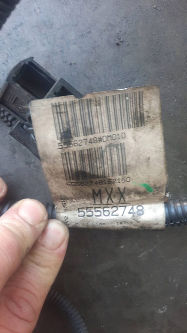 WIĄZKA PRZEWODÓW SILNIKA INSIGNIA A 08-17 55562748