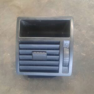 BOCZNA KRATKA NAWIEWU DESKI ROZDZIELCZEJ VW T5 03-15 7H1819204