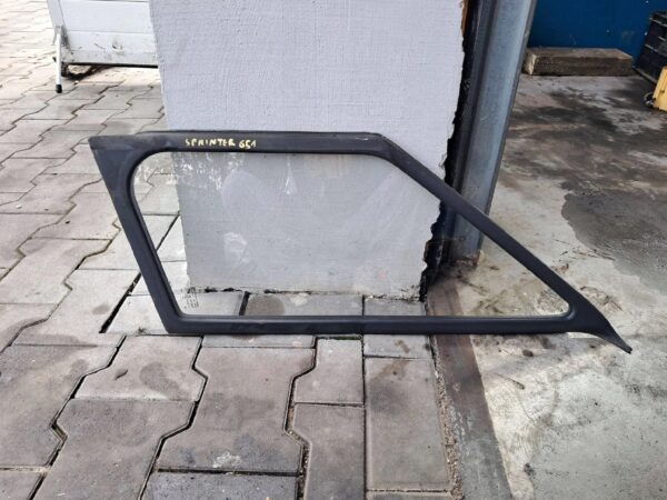 SZYBA DRZWI LEWY PRZÓD SPRINTER W906 A9066711720