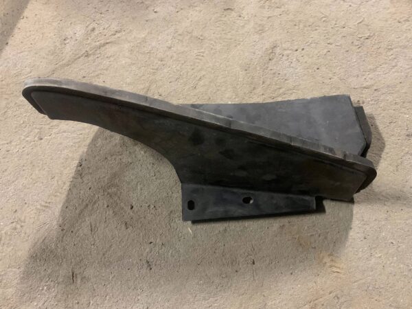 PROWADNICA POWIETRZA INTERCOOLERA FORD TRANSIT MK7 8C11V8311AB