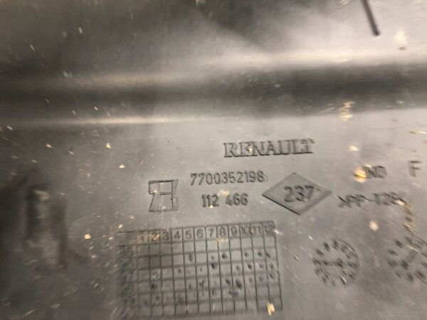 PODSZYBIE LEWE MASTER II MOVANO 2.5 7700352198