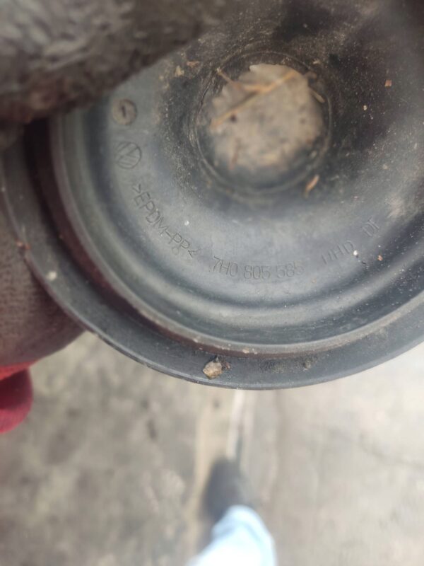 713855d5541d5a36f0e572d8c8de1b3b