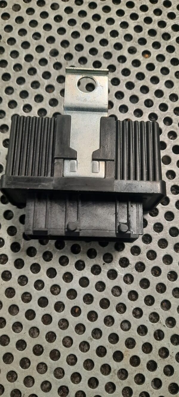 PRZEKAŹNIK POMPY PALIWA DUCATO 01045962080